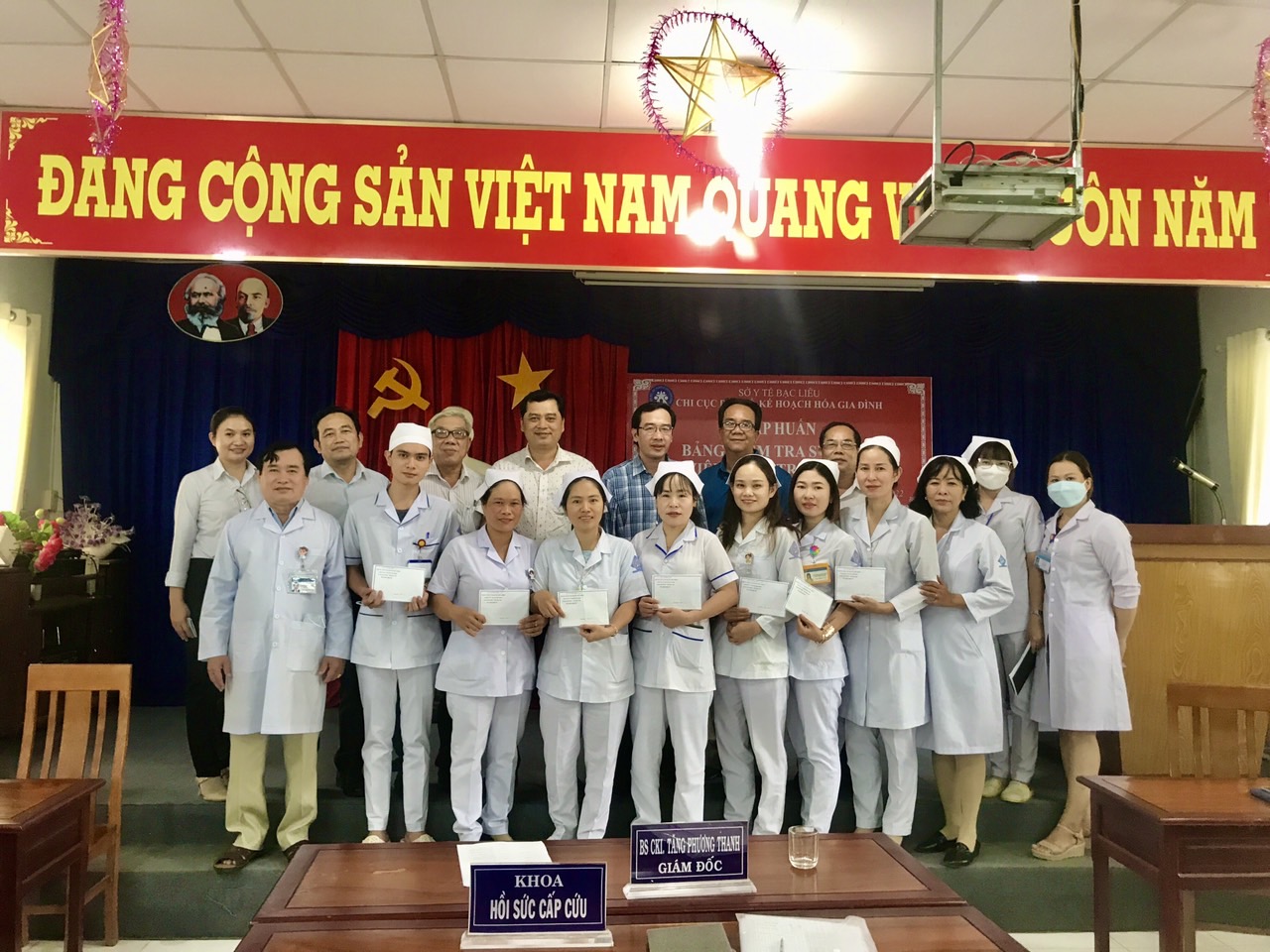 Trung tâm y tế huyện Hòa Bình tổ chức kiểm tra 5S năm 2022